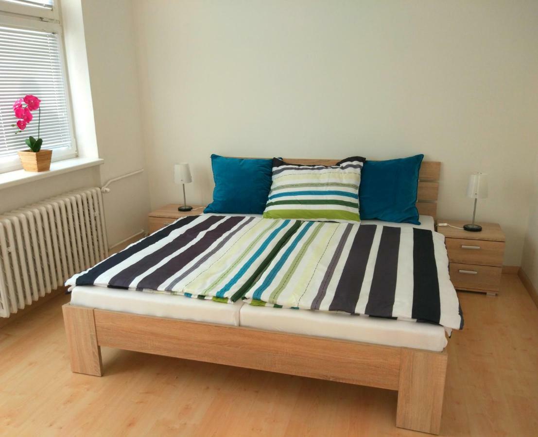 Riverview Apartment Bratislava Exterior foto